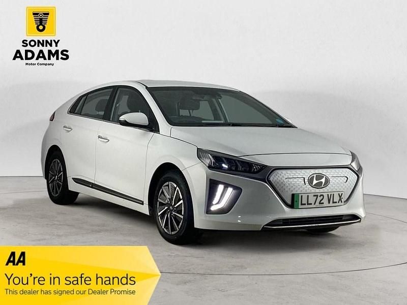 Used Hyundai Ioniq Premium 100 kW (136 HP) 2023 White Hatchback
