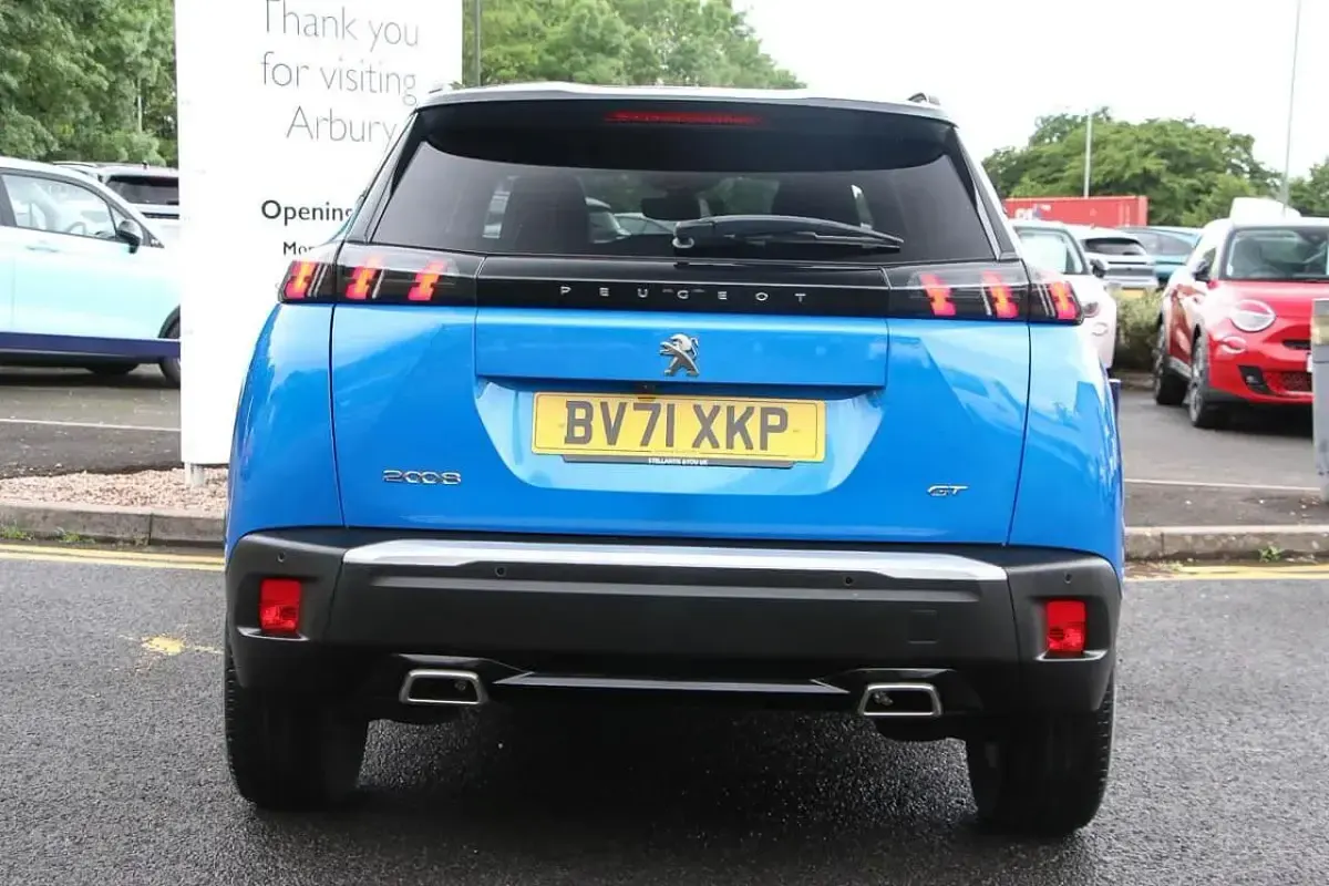 Used Peugeot 2008 GTi 129 HP (94 kW) 2021 Blue SUV
