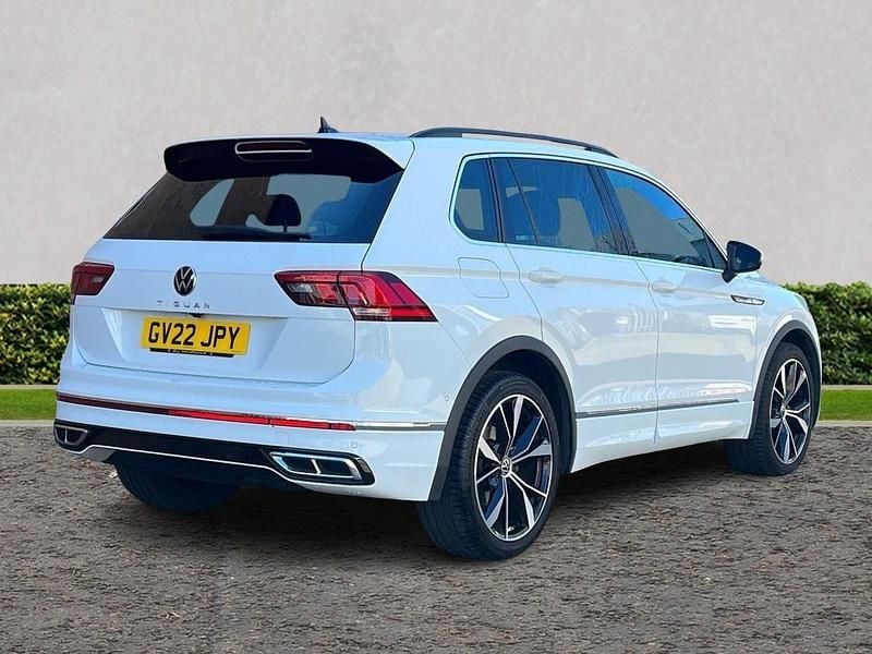 Used VW Tiguan R-line 150 HP (110 kW) 2022 White SUV