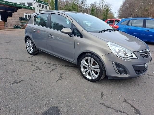 Used Vauxhall Corsa 85 HP (62 kW) 2013 Brown Hatchback
