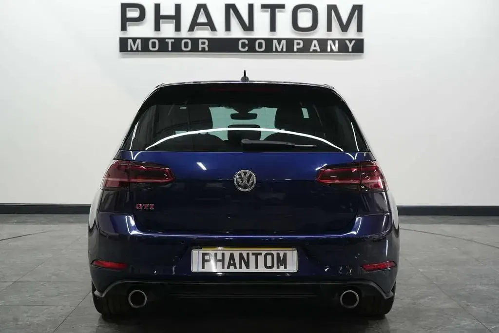 Used VW Golf VII GTI 245 HP (180 kW) 2019 Blue Hatchback