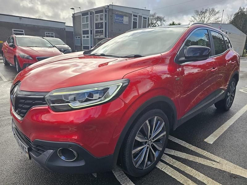 Used Renault Kadjar Signature 130 HP (95 kW) 2016 Red SUV