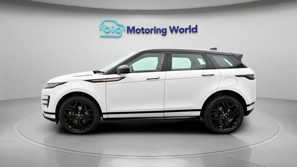 Begagnad Land Rover Range Rover evoque SE Dynamic 309 HK (227 kW) 2022 Vit SUV