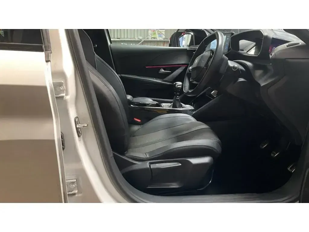 Used Peugeot 208 GT 2023 Bianca white Hatchback