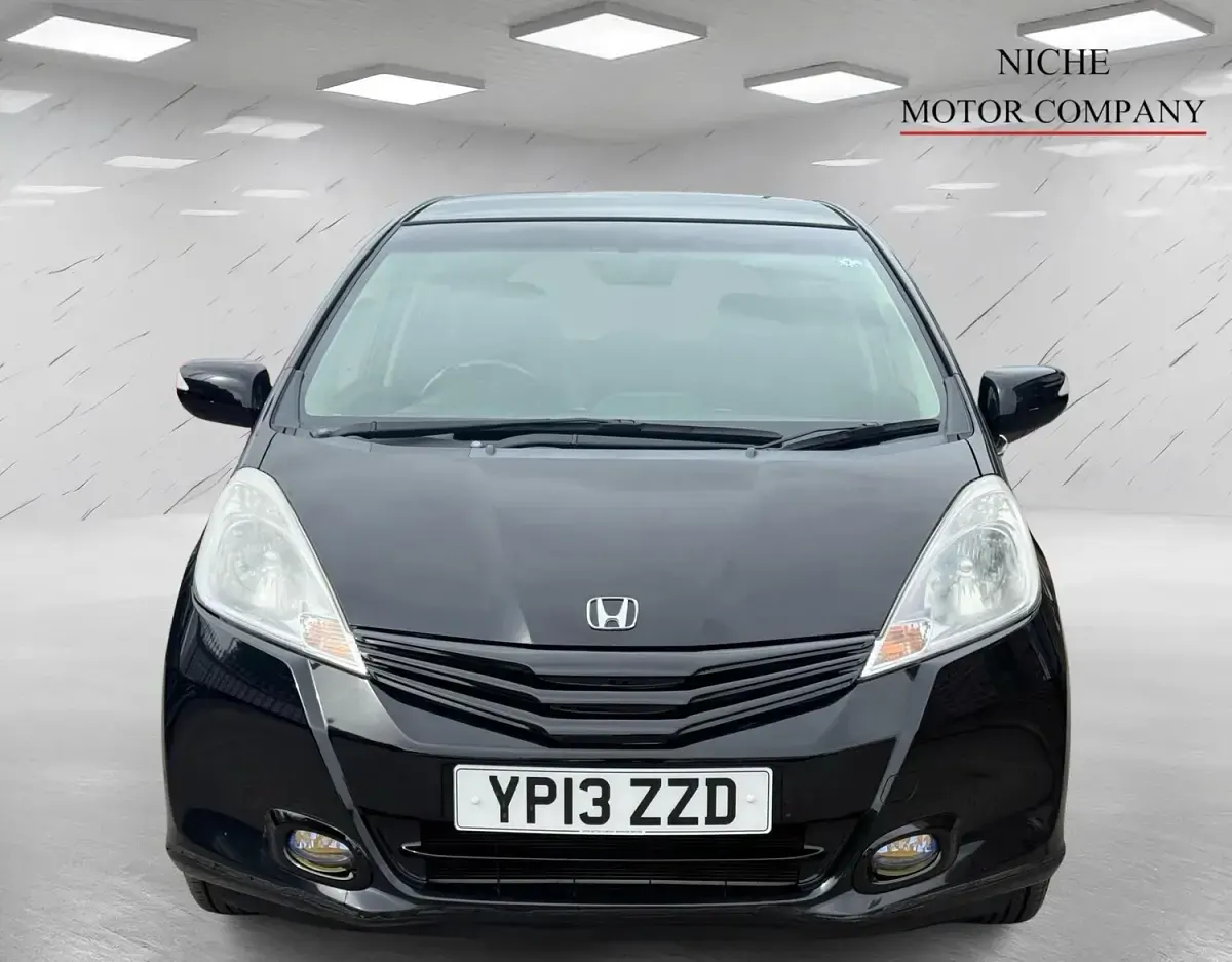 Used Honda Jazz Hybrid 102 HP (75 kW) 2026 Black Hatchback
