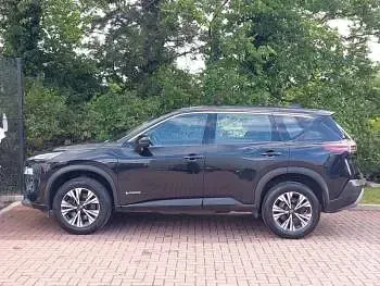 Used Nissan X-Trail Acenta Premium 204 HP (150 kW) 2023 Black SUV