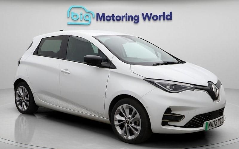 Used Renault Zoe Iconic 100 kW (136 HP) 2024 Hatchback