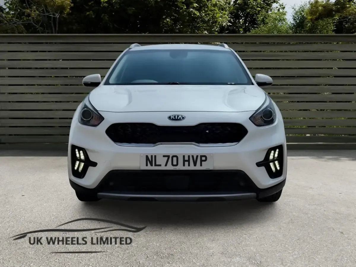 Gebraucht Kia Niro 141 PS (103 kW) 2021 Weiß SUV