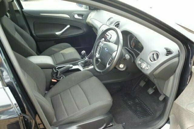 Begagnad Ford Mondeo 2010 Halvkombi