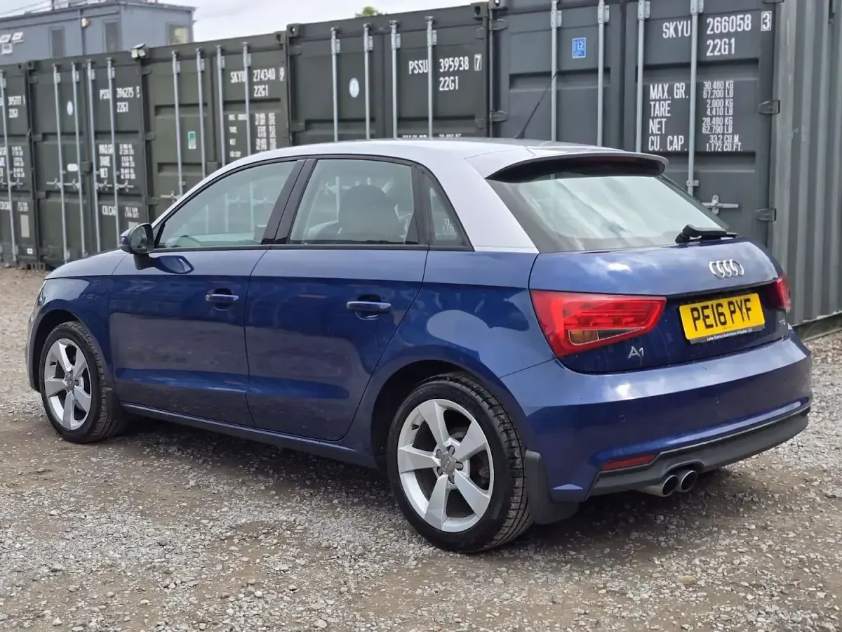 Used Audi A1 Sportback Sport 125 HP (91 kW) 2016 Blue Hatchback