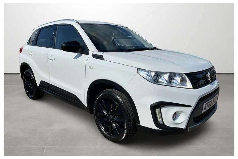 White Used 2018 Suzuki Vitara SZ-T SUV | £11,990 (Expensive) - Image 1/3