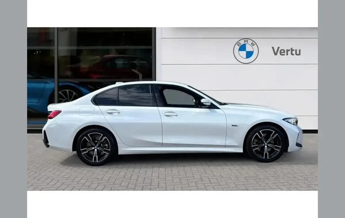 Used BMW 330 M Sport 288 HP (211 kW) 2023 White Sedan