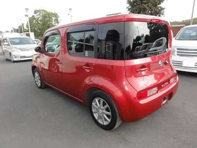 Used Nissan Cube 2011 Red Estate