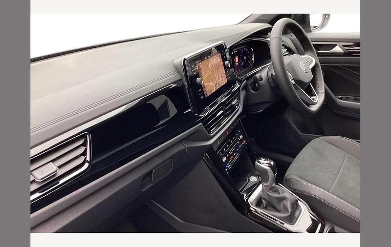 Used VW T-Roc Design 150 HP (110 kW) 2025 Grey SUV