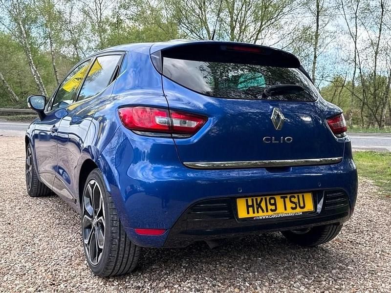 Used Renault Clio IV Iconic 90 HP (66 kW) 2019 Blue Hatchback