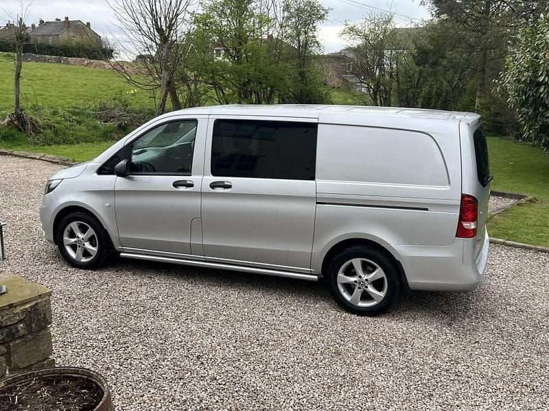 Begagnad Mercedes Vito 2018 Silver Van