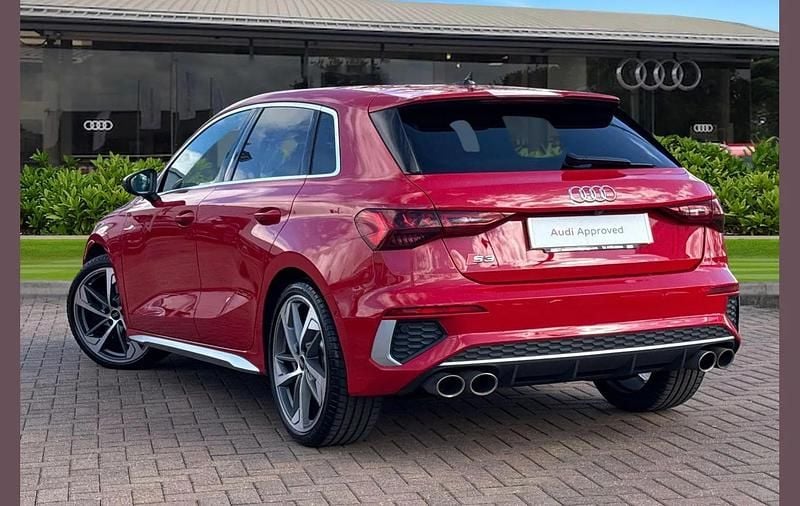 Used Audi S3 Sportback Comfort 310 HP (228 kW) 2023 Red Hatchback