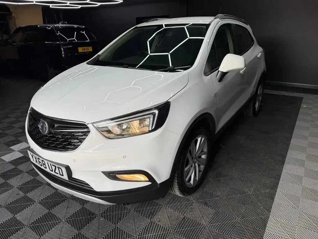 Used Vauxhall Mokka X Active 140 HP (102 kW) 2018 White SUV