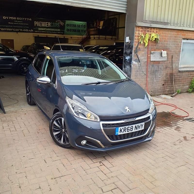 Grey Used 2018 Peugeot 208 S Hatchback | £4,995 (Super price) - Image 1/4