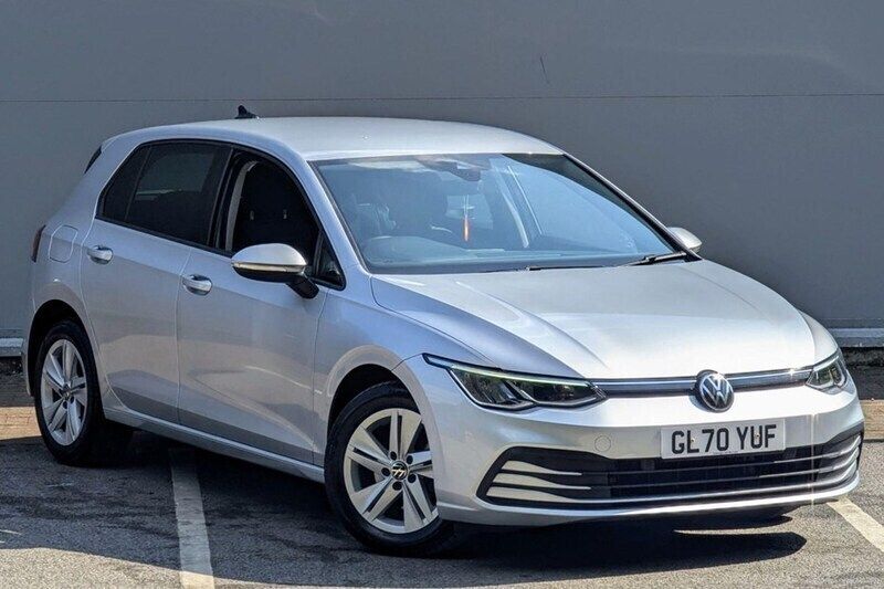 Used 2020 VW Golf VII Life Hatchback | £15,295 (Good price) - Image 1/1