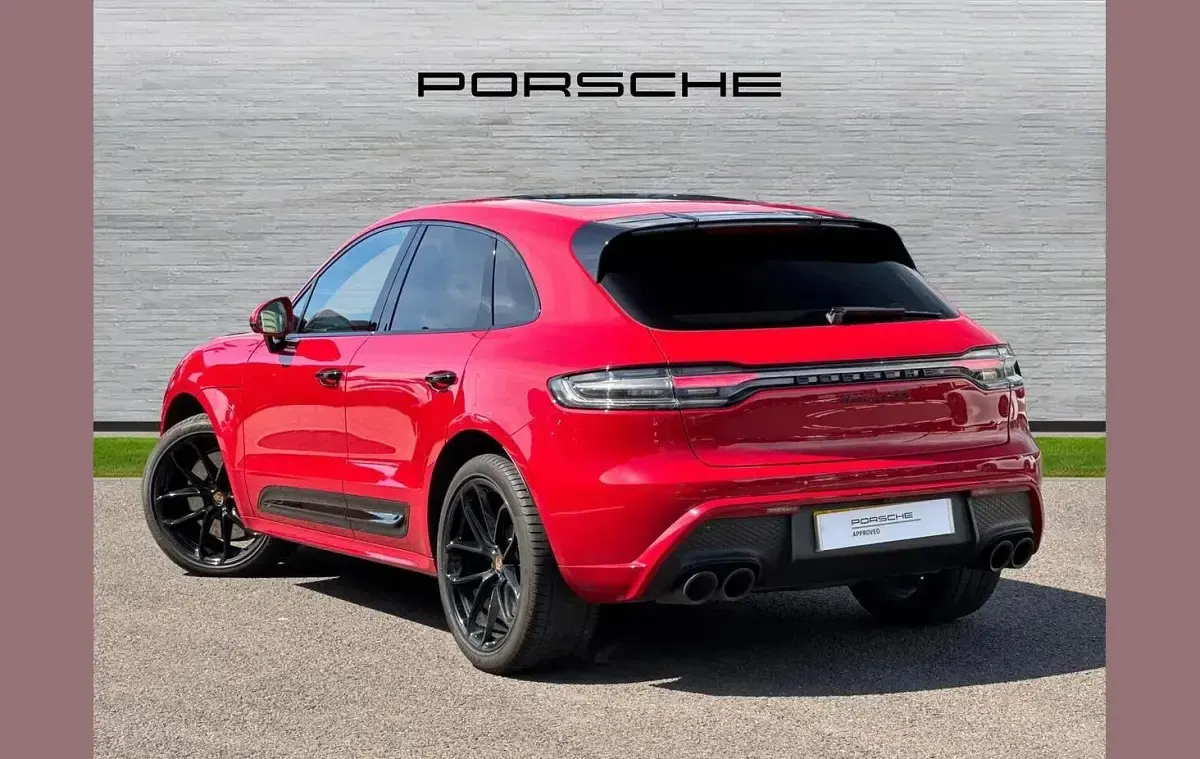 Used Porsche Macan GTS 440 HP (323 kW) 2022 Red SUV