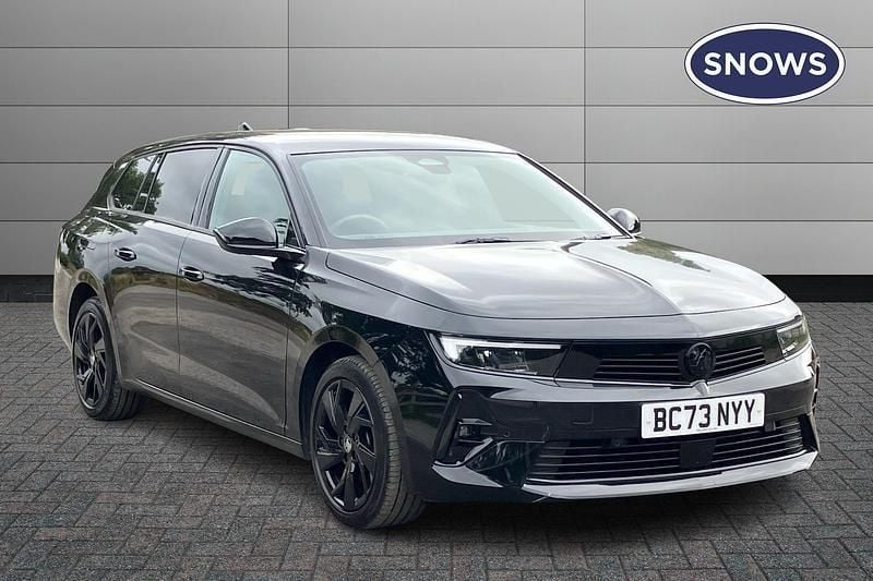 Black Used 2024 Vauxhall Astra S Estate | £18,885 (Good price) - Image 1/4