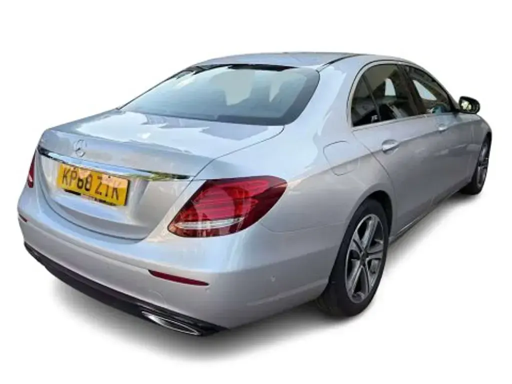 Used Mercedes E200 SE 184 HP (135 kW) 2018 Silver Sedan