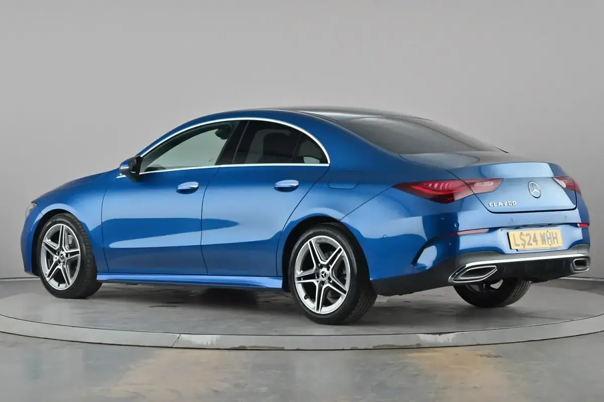 Used Mercedes CLA200 Executive 177 HP (130 kW) 2024 Blue Coupe