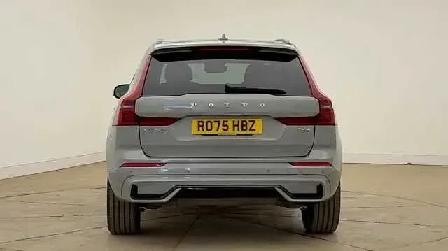 Used Volvo XC60 Plus 345 HP (253 kW) 2025 Grey SUV