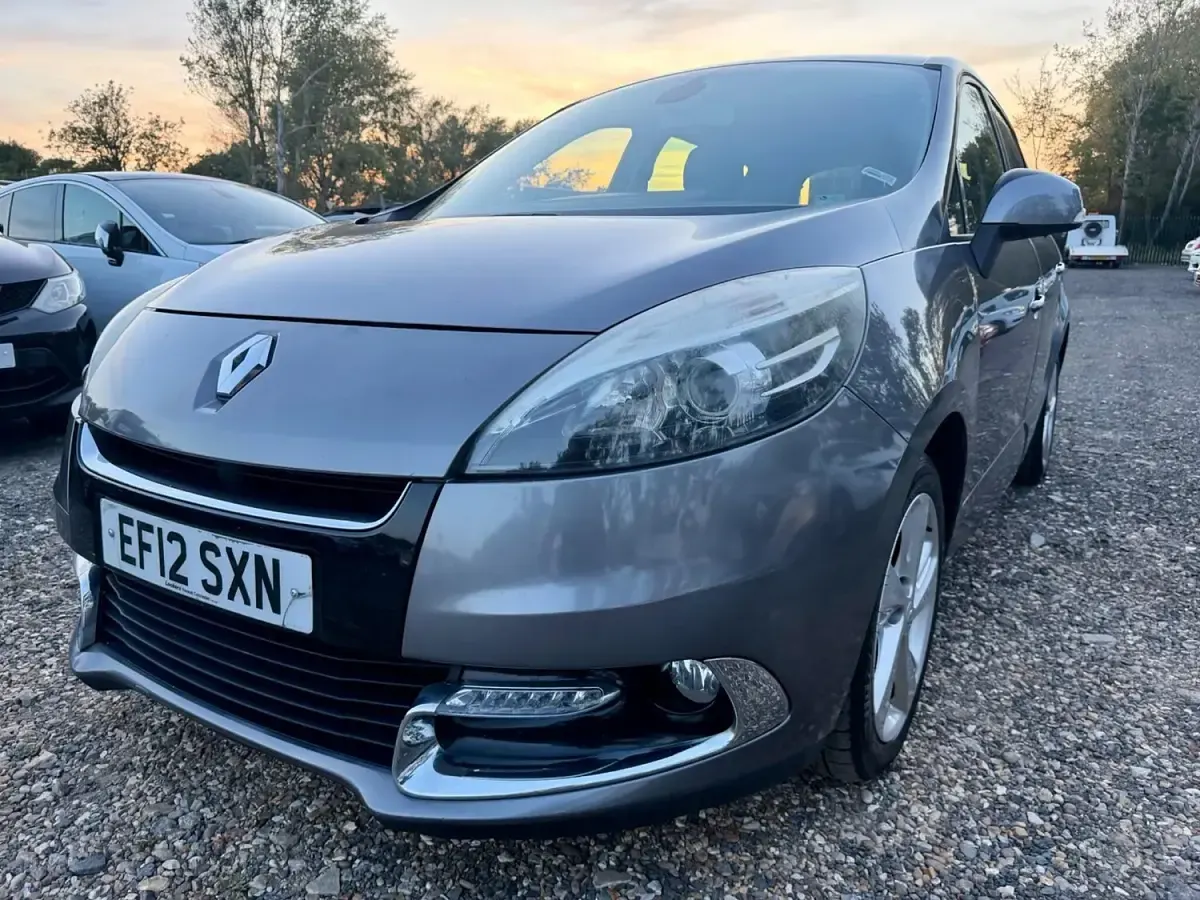 Used Renault Scénic III Dynamique 110 HP (80 kW) 2012 Grey MPV