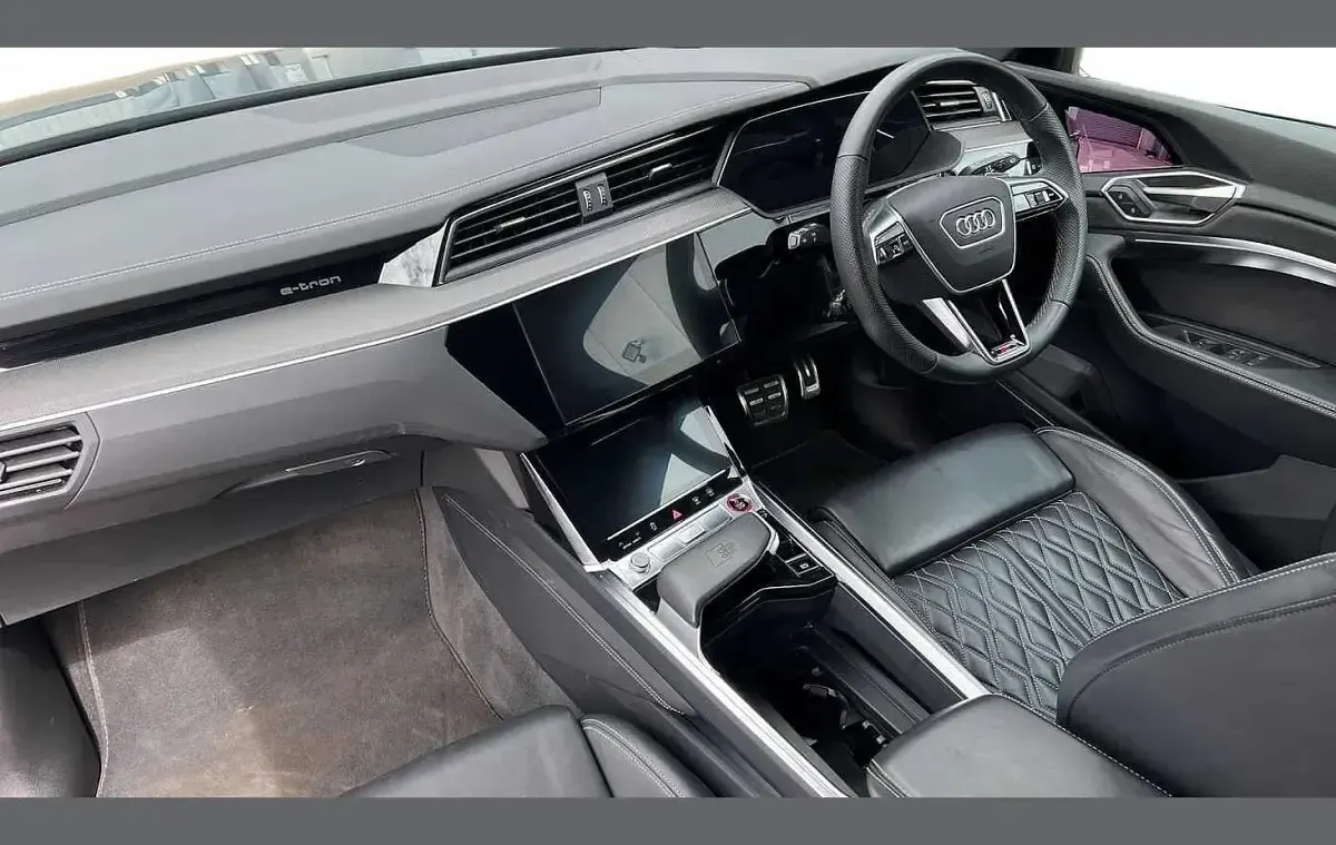 Used Audi SQ8 e-tron Comfort 364 kW (496 HP) 2024 Blue SUV