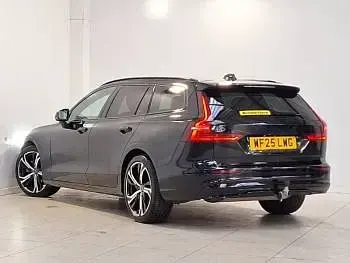 Used Volvo V60 Plus 197 HP (144 kW) 2025 Black Estate