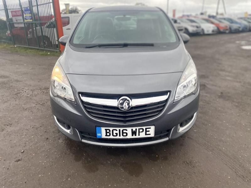 Begagnad Vauxhall Meriva 2016 Grå Minibuss
