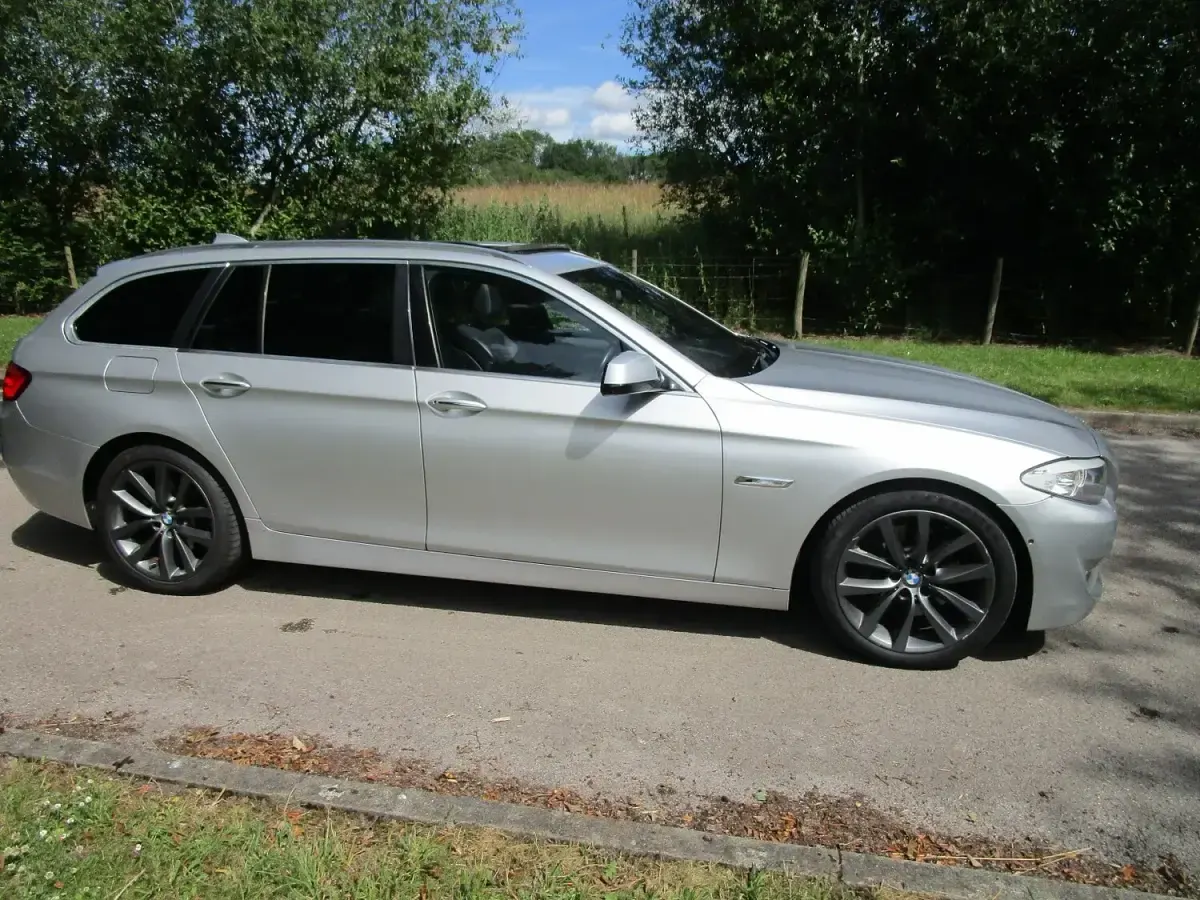Used BMW 530 Comfort Edition 2010 Silver Estate
