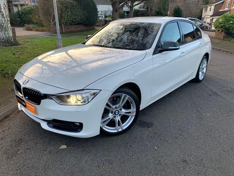 Used BMW 320 Sport Line 2012 White Sedan
