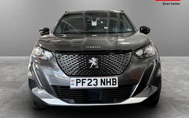 Used Peugeot 2008 Allure+ 131 HP (96 kW) 2023 Grey SUV
