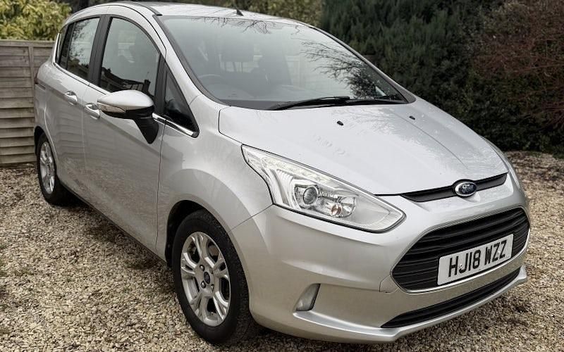 Usado Ford B-MAX Zetec 101 HP (74 kW) 2017 Monovolume