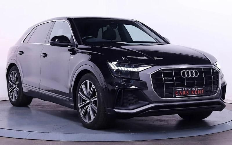 Used 2023 Audi Q8 S-Line SUV | £31,665 (Super price) - Image 1/4