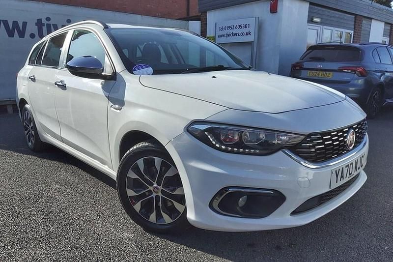 Used Fiat Tipo Mirror 120 HP (88 kW) 2020 White Estate