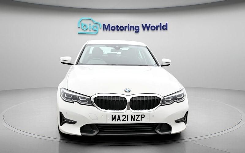 Used BMW 320 Sport Line 184 HP (135 kW) 2021 Sedan