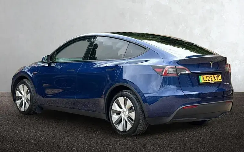 Used Tesla Model Y Long Range AWD 286 kW (389 HP) 2025 SUV