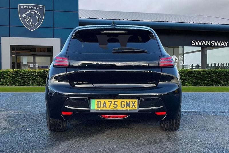 New Peugeot e-208 Premium 113 kW (154 HP) 2025 Black Hatchback