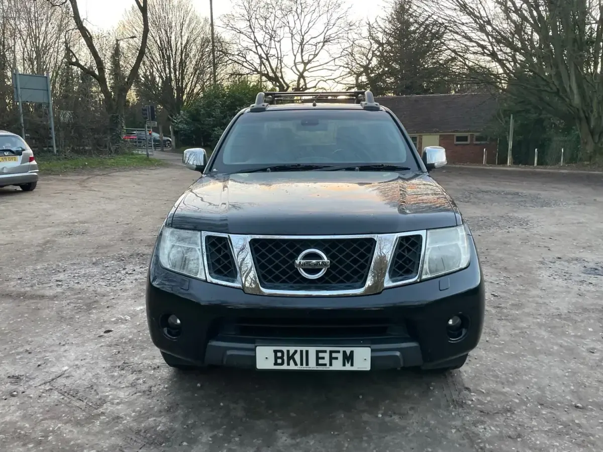 Usado Nissan Navara Tekna 2011 Preto Pickup