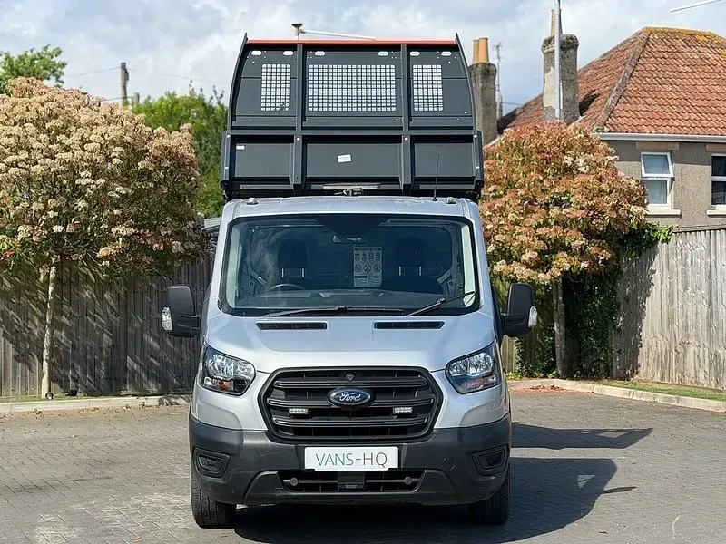 Begagnad Ford Transit 130 HK (95 kW) 2021 Silver Cab