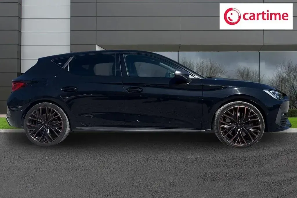 Used Cupra Leon VZ2 245 HP (180 kW) 2024 Black Hatchback