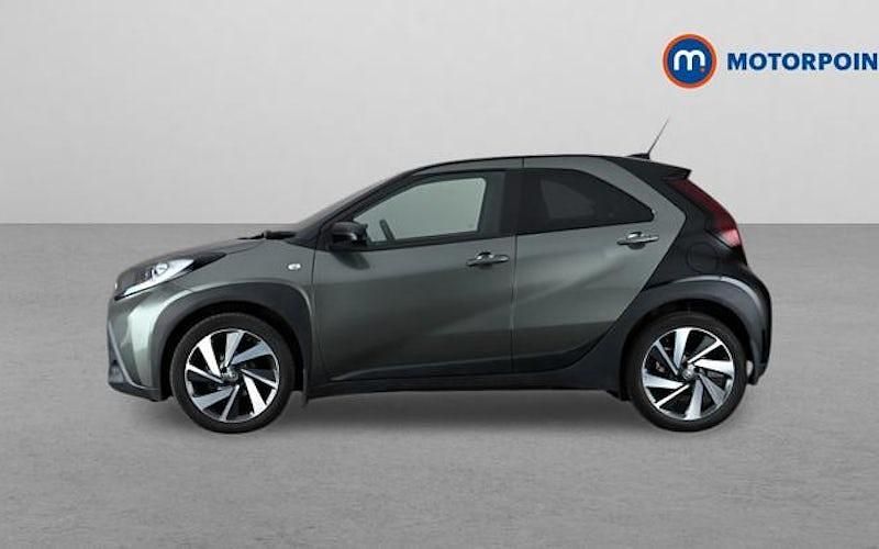 Usado Toyota Aygo X 72 HP (52 kW) 2025 SUV