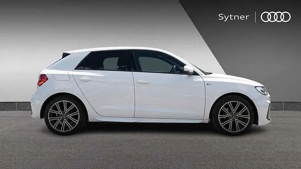 Used Audi A1 S-Line 113 HP (83 kW) 2024 White SUV