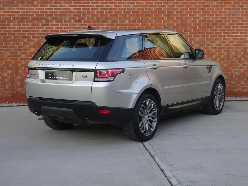 Used Land Rover Range Rover Sport HSE Dynamic 306 HP (225 kW) 2016 Gold SUV