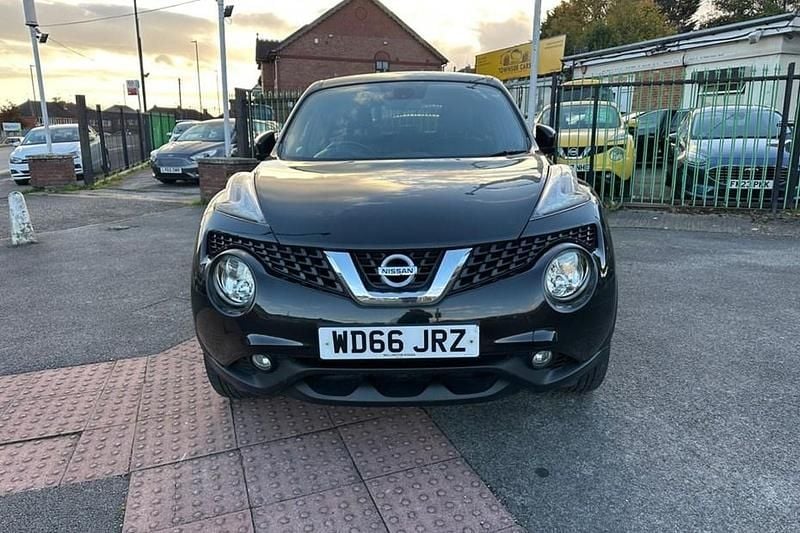 Black Used 2017 Nissan Juke N-Connecta SUV | £5,590 (Good price) - Image 1/1