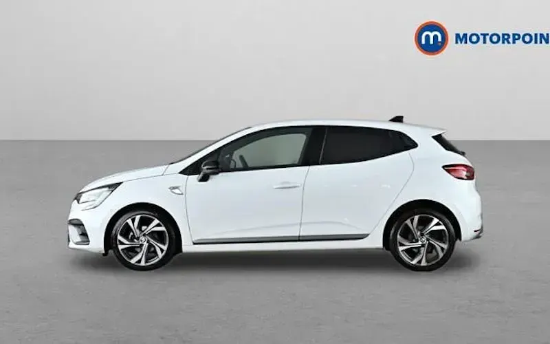 Used Renault Clio RS Line 90 HP (66 kW) 2023 White Hatchback